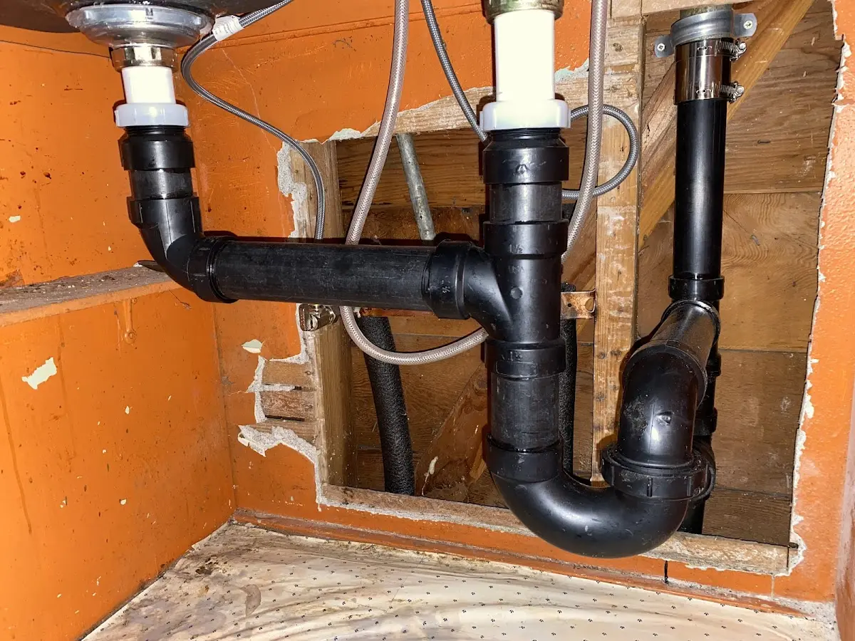 Professional Pipe Bursting equipment and tools on the job in Elk